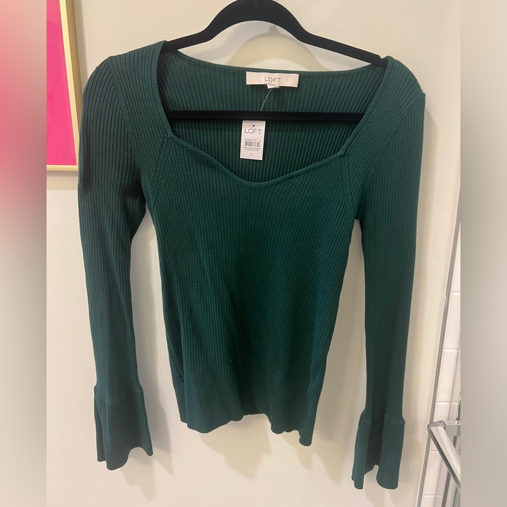 NWT LOFT green sweater top